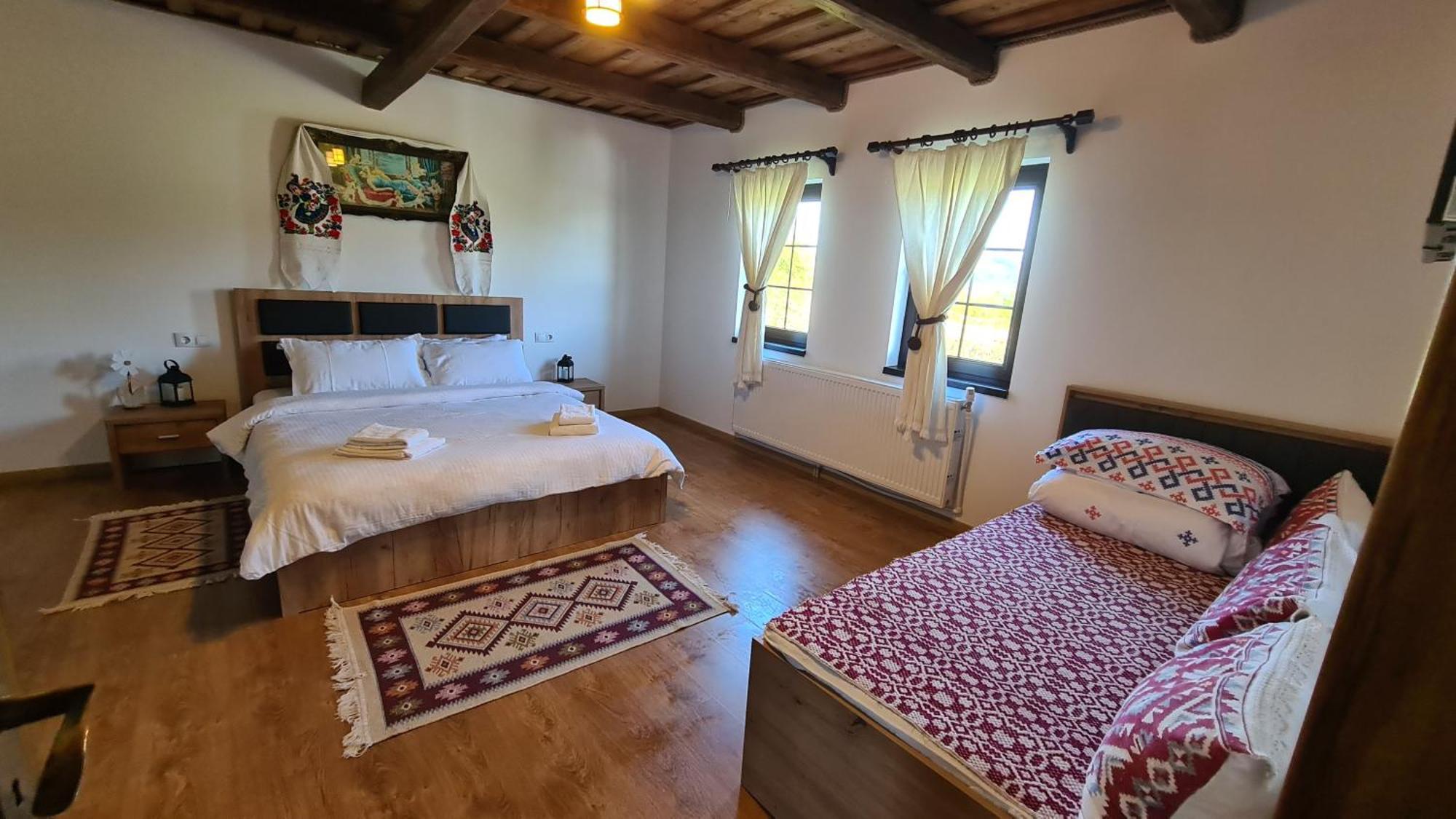 Casa Bunicilor Din Oncesti 빌라 외부 사진